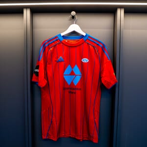 Bortedrakt 2025 kvinne